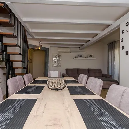 Dora Lejlighed Trogir